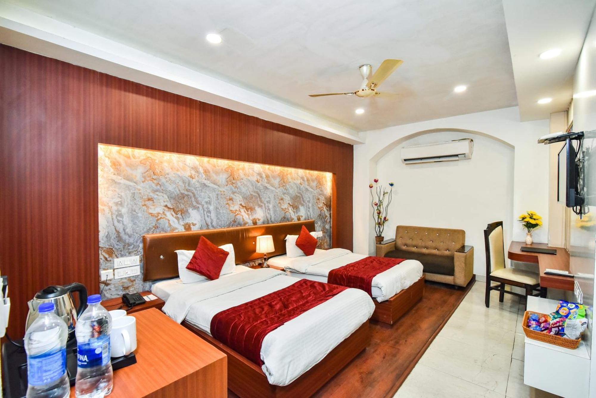 Hotel Pinaz Royale Amritsar Zewnętrze zdjęcie