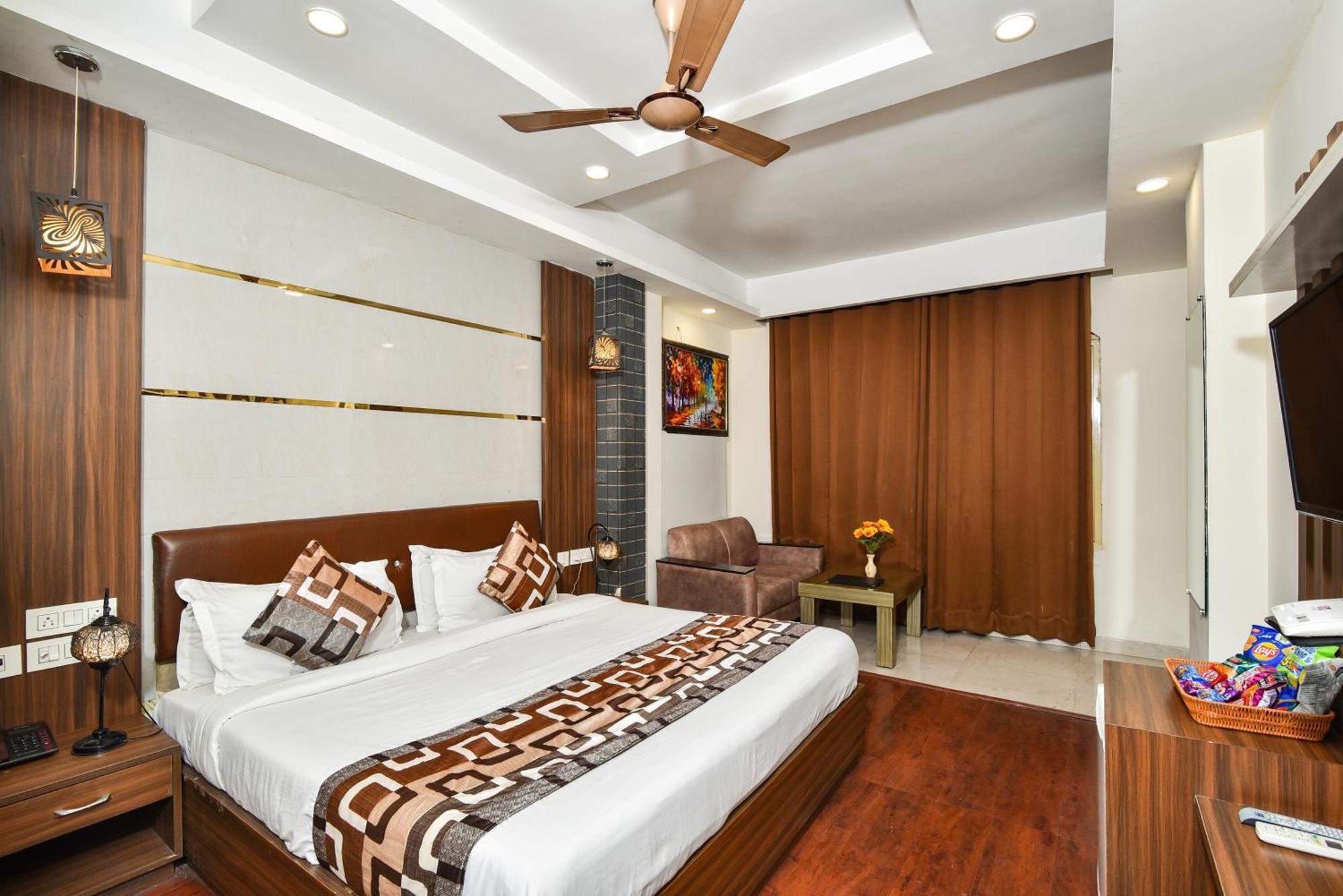 Hotel Pinaz Royale Amritsar Zewnętrze zdjęcie