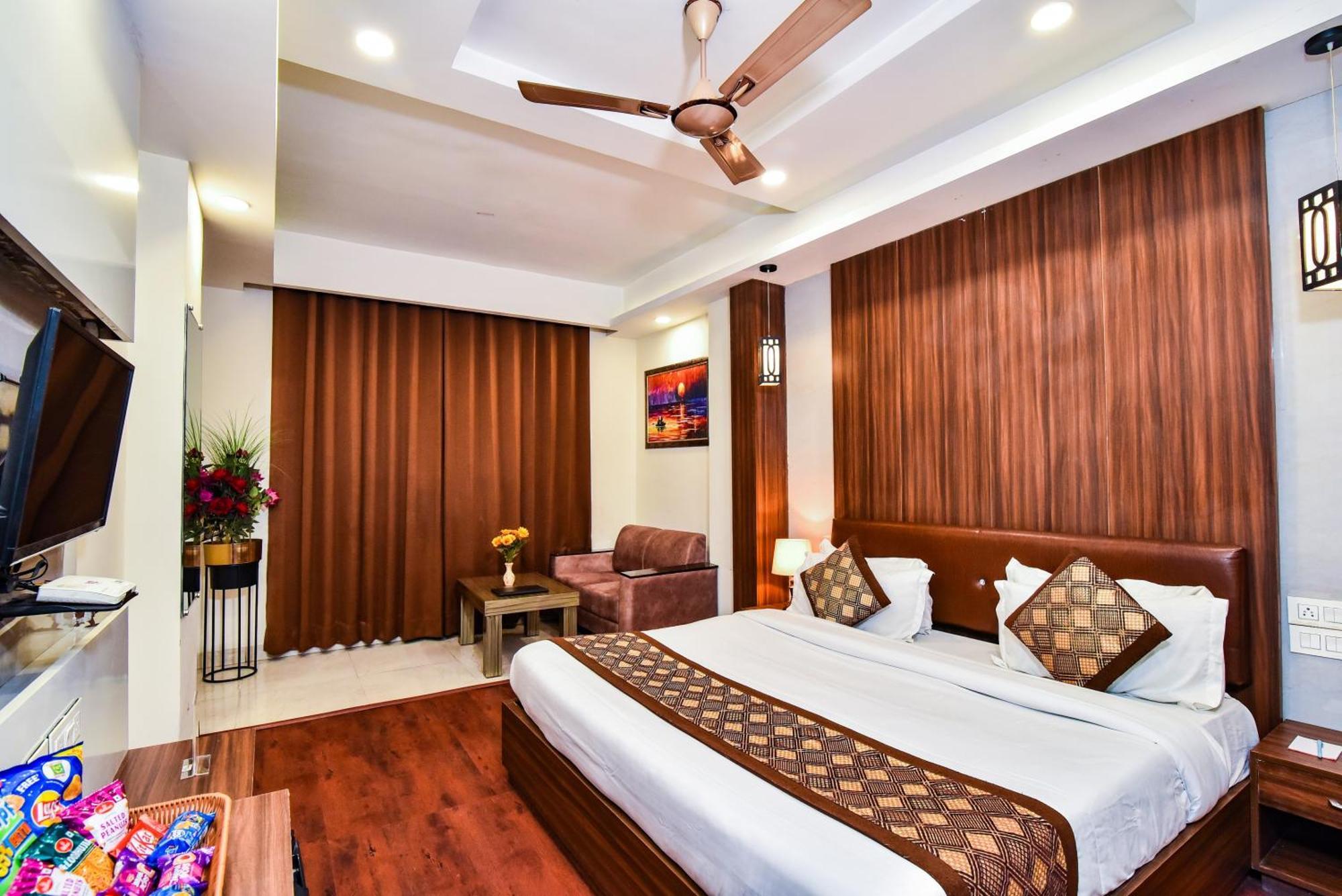 Hotel Pinaz Royale Amritsar Zewnętrze zdjęcie